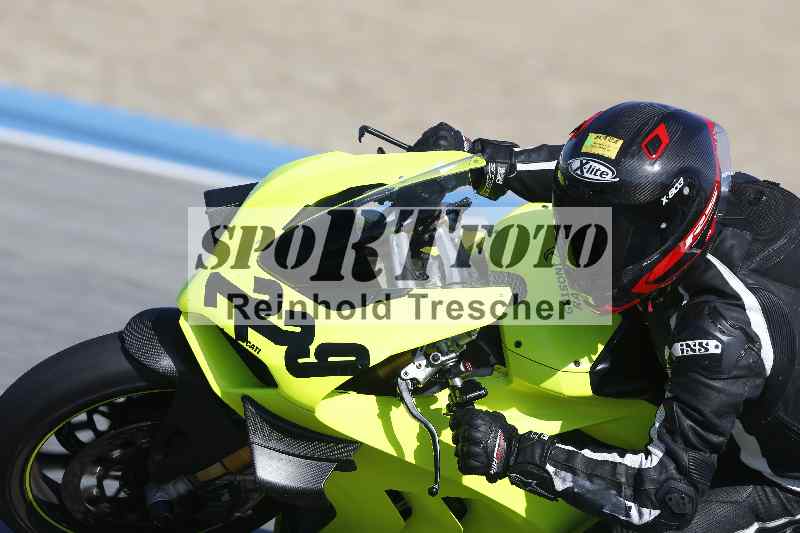 /Archiv-2024/02 29.01.-02.02.2024 Moto Center Thun Jerez/Gruppe gruen-green/229